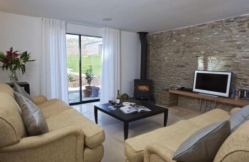 Burgh Island Casa | The Milking Shed