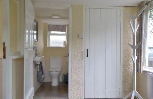 Ault Hucknall Casa | The Mill Cottage