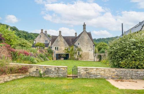 Stroud Casa | The Mill House - Beautiful 4BD Family Home!