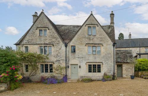 Stroud Casa | The Mill House - Beautiful 4BD Family Home!
