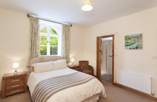 Bampton Casa | The Mill House