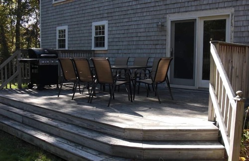 Marstons Mills Casa | Casa Cape Style en Cul-De-Sac con gran patio y playa