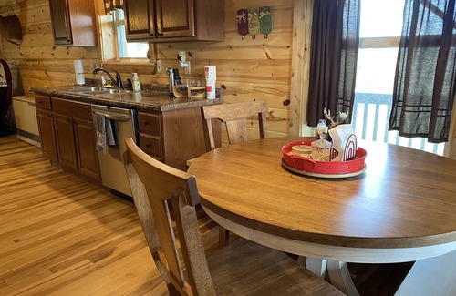 Alpine Village Casa | The Milner Retreat Mountain Views