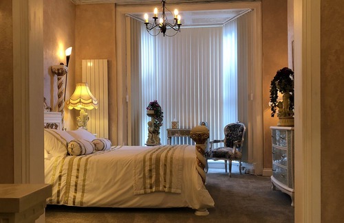 Uplands Casa | The Mirador Boutique Town House