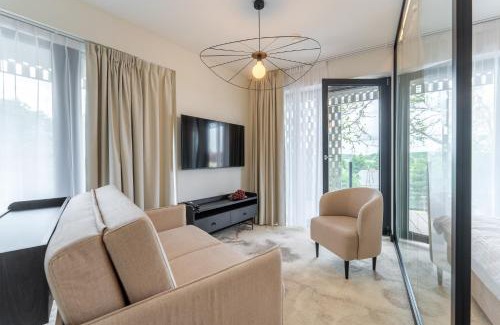 Ustronie Morskie Apartamento | The Mirror Loft 364 w obiekcie Bałtyk Sun- Parking Bawialnia w CENIE- Holiday City