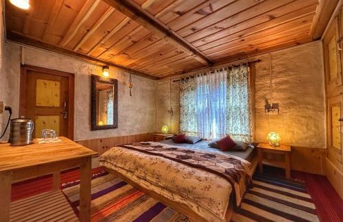 Banjar Casa | The Misty Wilds Home, Jibhi