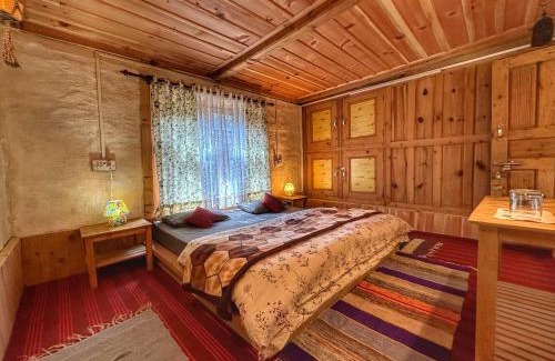 Banjar Casa | The Misty Wilds Home, Jibhi