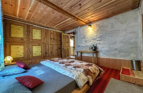 Banjar Casa | The Misty Wilds Home, Jibhi