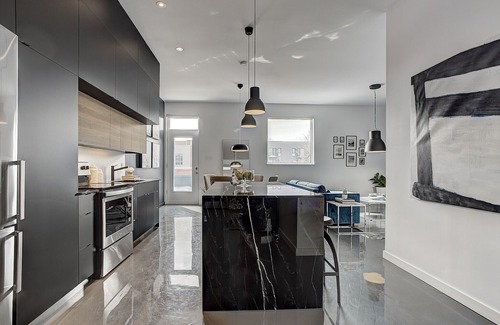 Pointe-Saint-Charles Apartamento | Alojamiento de 2 habitaciones en alquiler en rue Centre