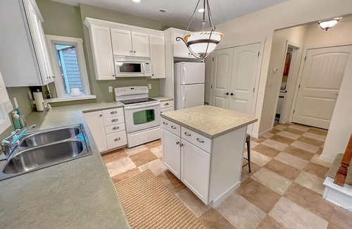 Spirit Lake Casa | The Cove House off West Lake Okoboji
