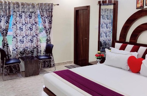 Muzaffarpur Complejo | The Monarch garden ressort