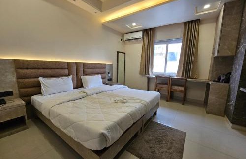 Jorhat Hotel | The Monarch Hotel By Birina