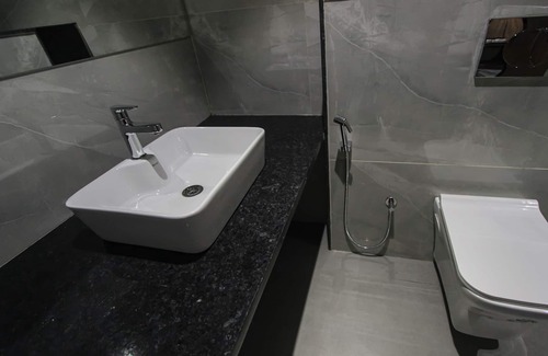 Navi Mumbai Hotel | The Monarch Turbhe