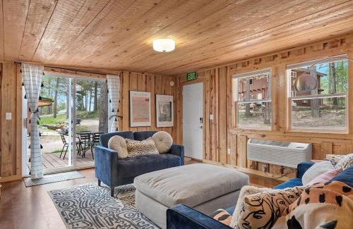 Custer Casa | The Monet- BHBungalows #1