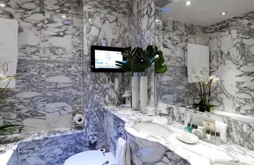 Bloomsbury Hotel | The Montague On The Gardens