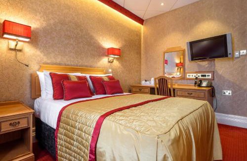 Queen's Gate Hotel | The Montana Hotel