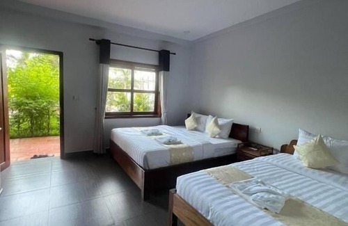 Kampot Hotel | The moon kampot boutique
