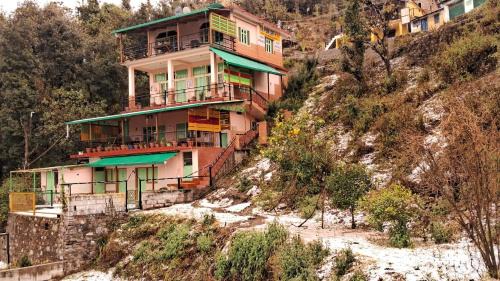 Amritpur Cama Y Desayuno | The Moon Light Home stay