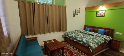 Amritpur Cama Y Desayuno | The Moon Light Home stay