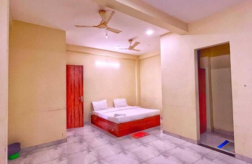 Sanwer Complejo | The Moonlight Resort Indore