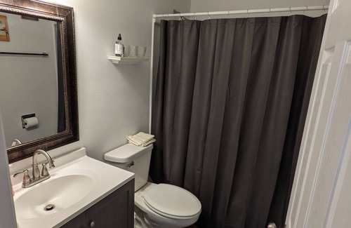 Moorhead Casa | The Moorhead Place. Dog friendly, warm home near colleges and medical centers