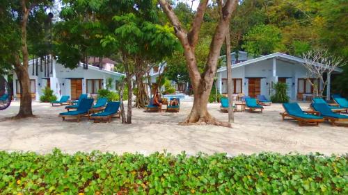 Wichit Complejo | The Mooring Resort