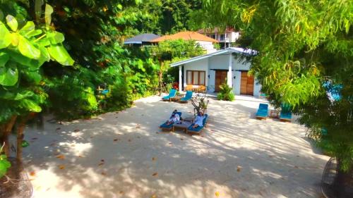Wichit Complejo | The Mooring Resort