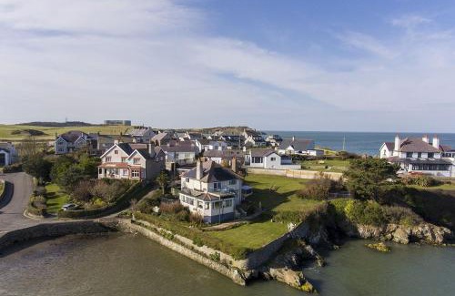 Cemaes Bay Casa | The Moorings