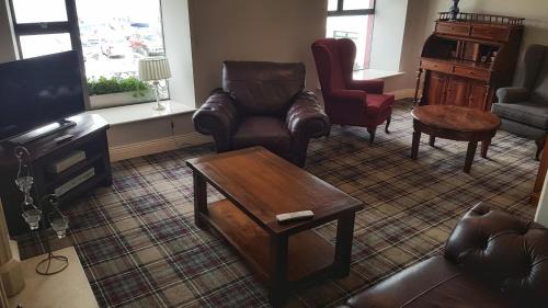 Portmagee Casa | The Moorings Hotel & Seafood Restaurant