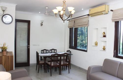 Nehru Place Apartamento | The Morning Mist Serviced Apt Cook Nature