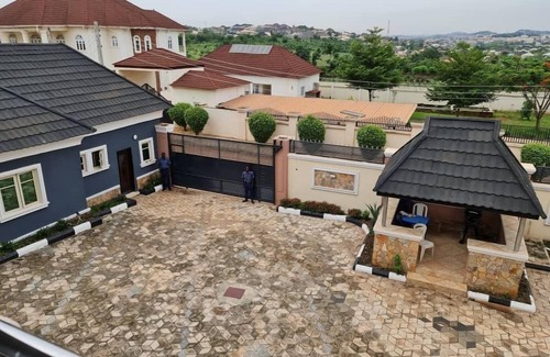 Abeokuta Apartamento | The Morville Suites and Apartments