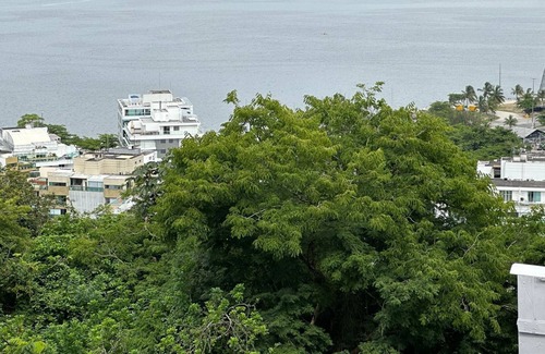 Charitas Casa | The most beautiful view of Niterói!