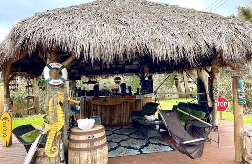 Pearland Casa | The Most Interesting House in Texas
