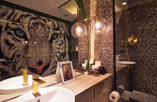 Richmond Hotel | The Motley Hotel Richmond, Tapestry Collection by Hilton