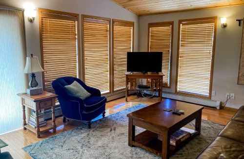 Florissant Casa | The Mountain Artist's Retreat