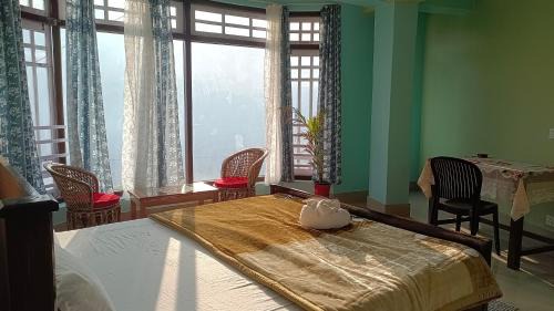 Darjeeling Casa | The Mountain Range Homestay