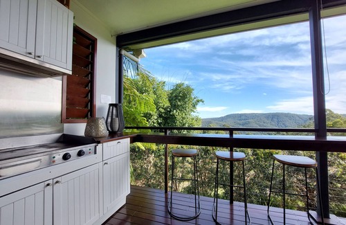 Wongawallan Casa | The Mountain View Retreat