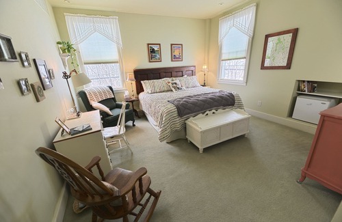 Canandaigua Cama Y Desayuno | The Muir-King-Exclusivo-Baño con bañera-Vista al Jardín