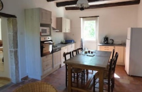 Labastide-de-Virac Casa | The mulberry tree in the heart of the gorges