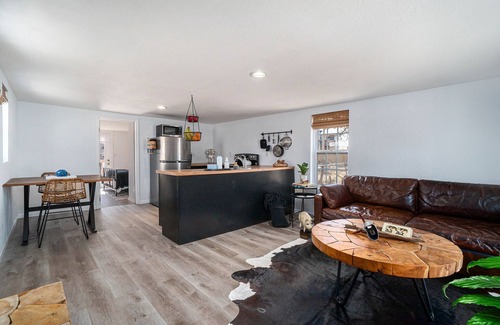 Olathe Casa | The Mulberry House: Cozy Home In Downtown Olathe
