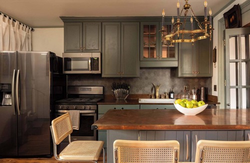Hudson Casa | The Mulford Alden House