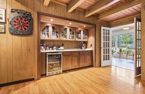 Rockford Casa | The Mulford Complex Private Estate with Pool & Hot Tub