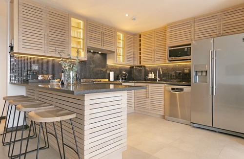 Three Anchor Bay Apartamento | The Murex 4-Bedroom Serviced Apartment