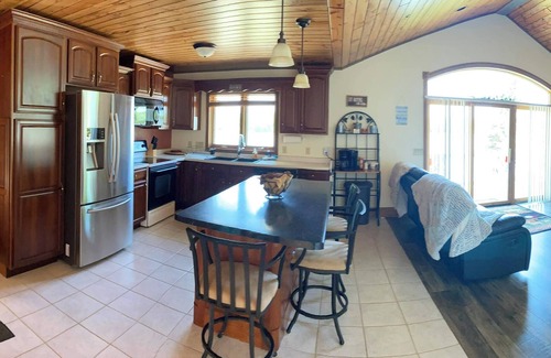 Milan Casa | The Musky Cabin on the Big Eau Pleine Reservoir!