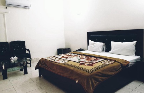 Clifton Casa | The Muslim Guest House