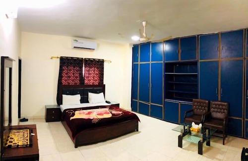 Clifton Casa | The Muslim Guest House