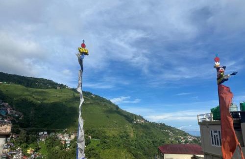 Karsiyang Cama Y Desayuno | The Mystic Mountain Homestay