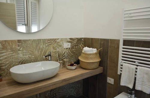 Grottammare Cama Y Desayuno | The Nespole-4 guests-The Savannah