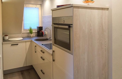 Wulmeringhausen Apartamento | El apartamento ordenado es su punto de partida central para sus actividades.