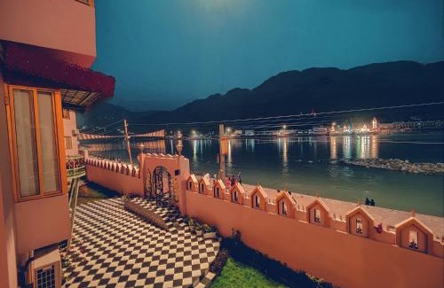 Rishikesh Hotel | The Neeraj Ganga Heritage Palace